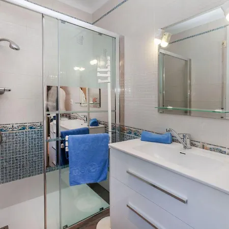 Les Oranetes By Interhome